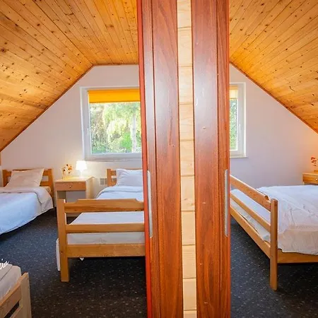 Ambre Letniskowe 펜션 웨바